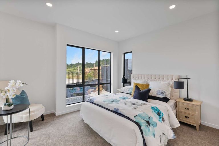 Photo of property in 4 Kauru Lane, Wainui, 0992