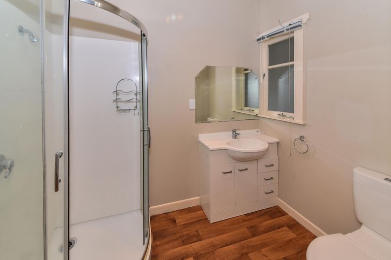 Photo of property in 1/11 George Street, Mangere East, Auckland, 2024