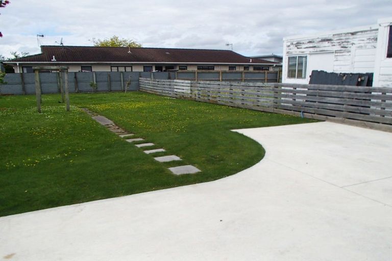Photo of property in 11 Ada Street, Hokowhitu, Palmerston North, 4410