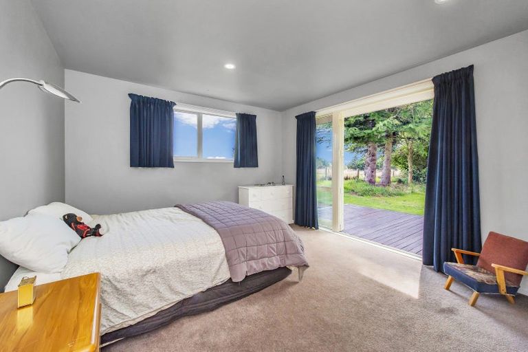 Photo of property in 2394 Old West Coast Road, Kirwee, Christchurch, 7671