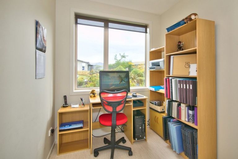 Photo of property in 66 Onslow Road, Lake Hayes, Queenstown, 9304