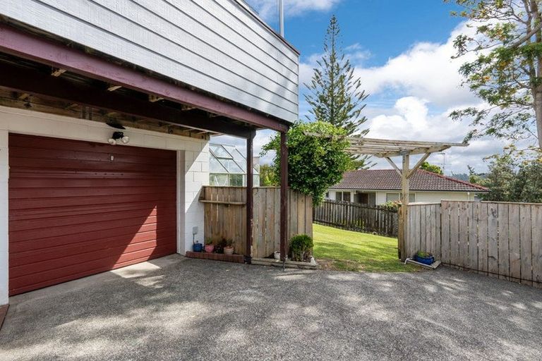 Photo of property in 2/24 Bayview Road, Bayview, Auckland, 0629