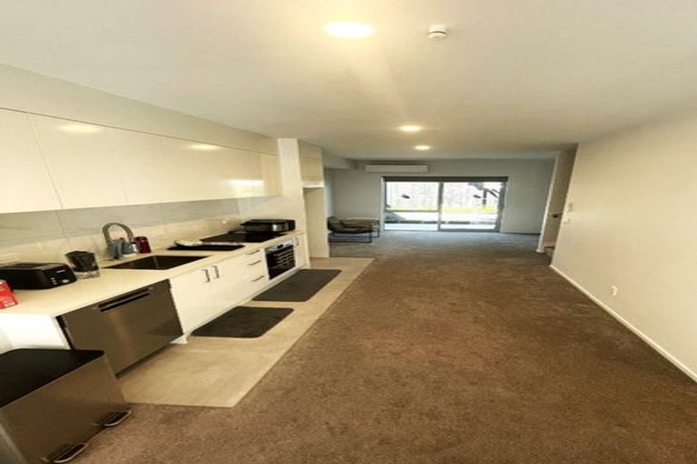 Photo of property in 11/3 Matuhi Rise, Henderson, Auckland, 0612