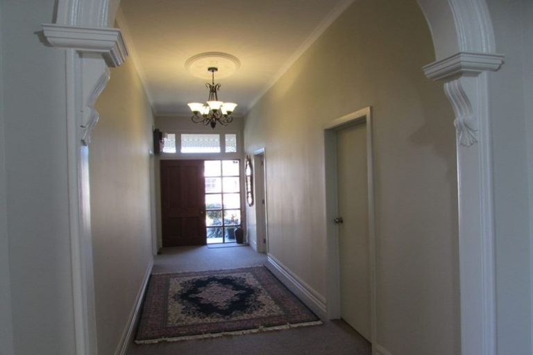 Photo of property in 9 Mary Street, Gore, 9710