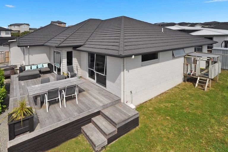 Photo of property in 54 Madison Terrace, Silverdale, 0932