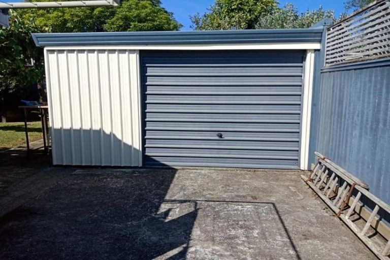 Photo of property in 28 Burnton Street, Epuni, Lower Hutt, 5011