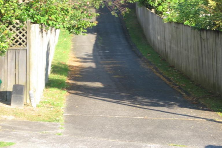 Photo of property in 96 Oaktree Avenue, Browns Bay, Auckland, 0630