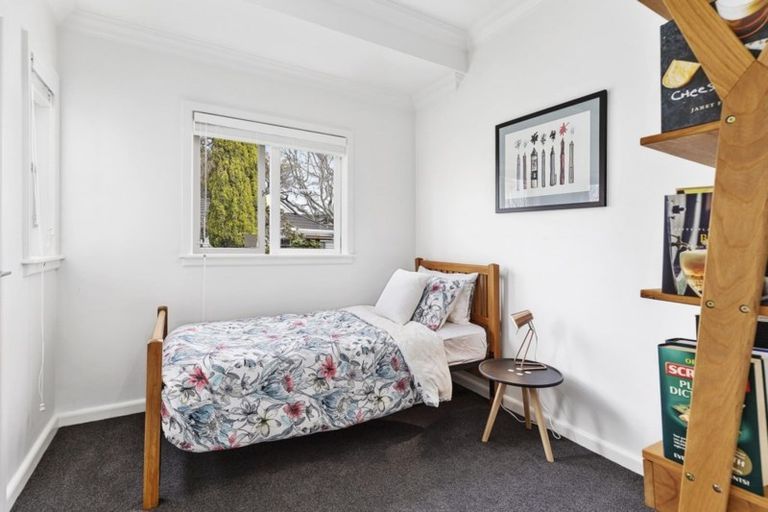 Photo of property in 5 Troon Crescent, Boulcott, Lower Hutt, 5010