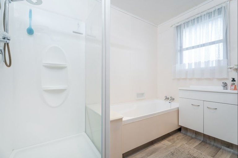 Photo of property in 14 Cook Drive, Whitianga, 3510