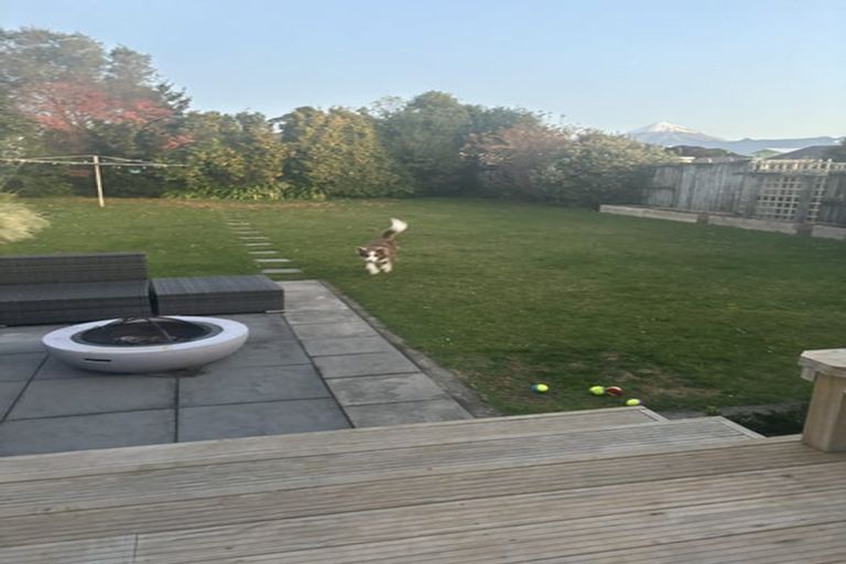 Photo of property in 14 Turakina Street, Merrilands, New Plymouth, 4312