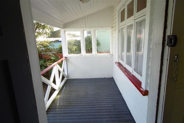 Photo of property in 43 Lyn Street, Lynmouth, New Plymouth, 4310