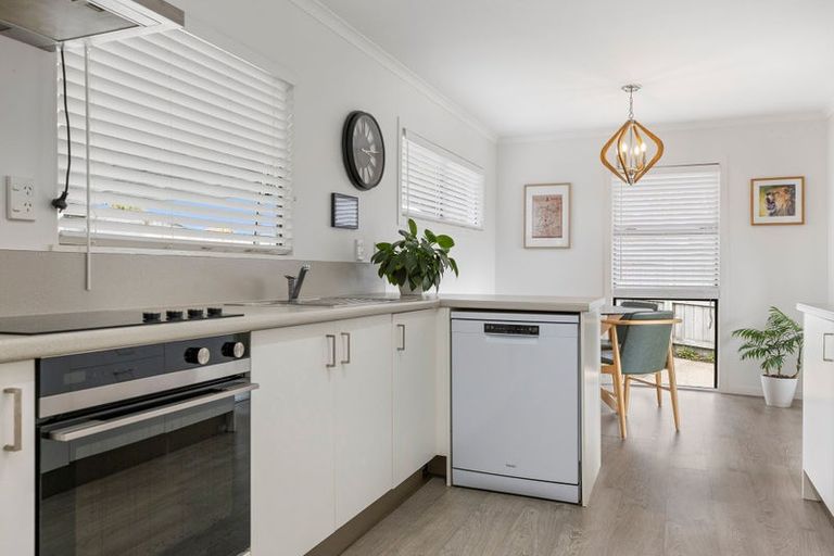 Photo of property in 93 Hyde Avenue, Richmond Heights, Taupo, 3330