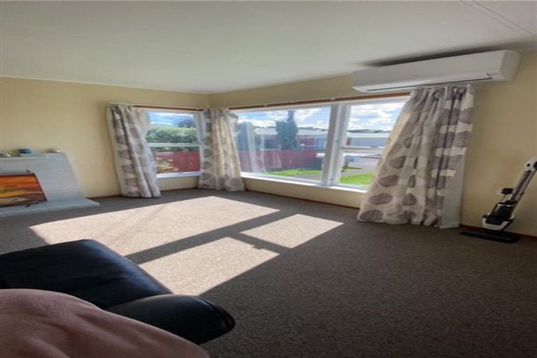 Photo of property in 6 Linley Place, Levin, 5510