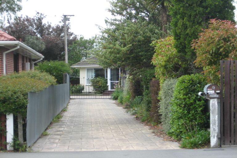 Photo of property in 9 Liverton Crescent, Bishopdale, Christchurch, 8053
