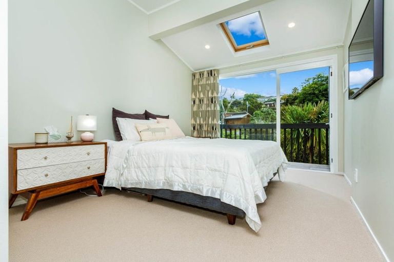 Photo of property in 54 Braemar Road, Castor Bay, Auckland, 0620