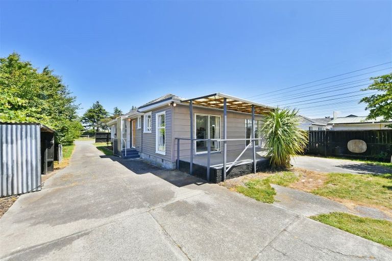 Photo of property in 24 Roberts Road, Hei Hei, Christchurch, 8042