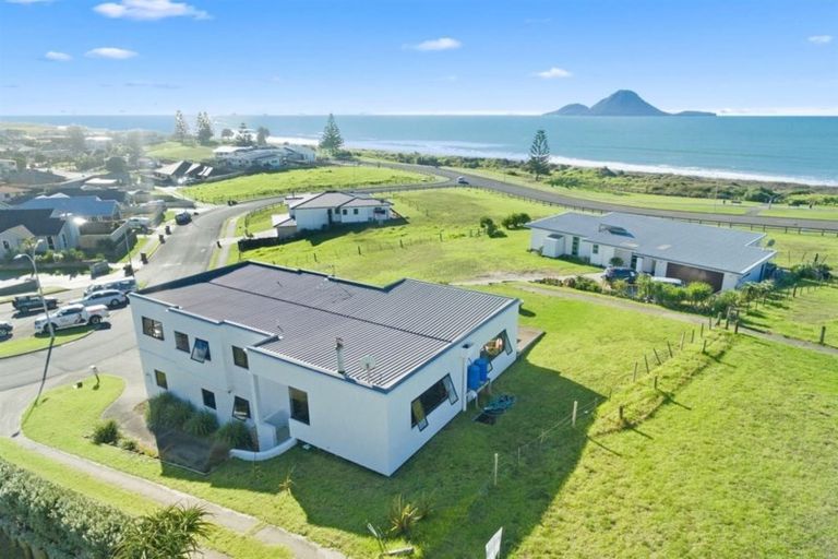 Photo of property in 15 Anchorage Grove, Coastlands, Whakatane, 3120