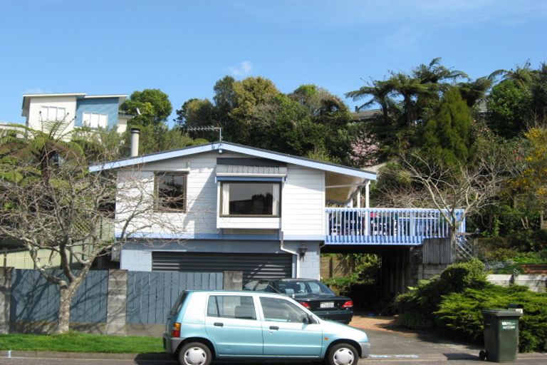 Photo of property in 11 Pentland Place, Highlands Park, New Plymouth, 4312