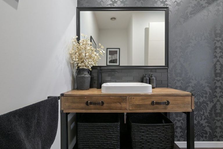 Photo of property in 23 Milton Road, Otumoetai, Tauranga, 3110