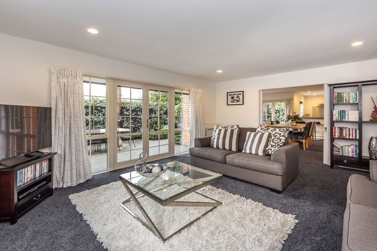 Photo of property in 3/61 Hawkesbury Avenue, St Albans, Christchurch, 8014