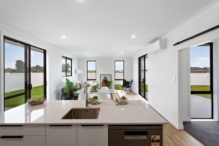 Photo of property in 62 Maturiki Drive, Ruakaka, 0118