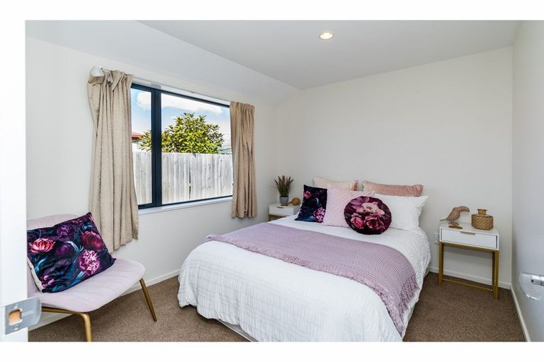 Photo of property in 5/295 Pages Road, Wainoni, Christchurch, 8061