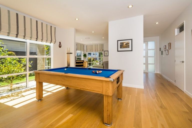Photo of property in 15 Remuremu Street, Long Bay, Auckland, 0630