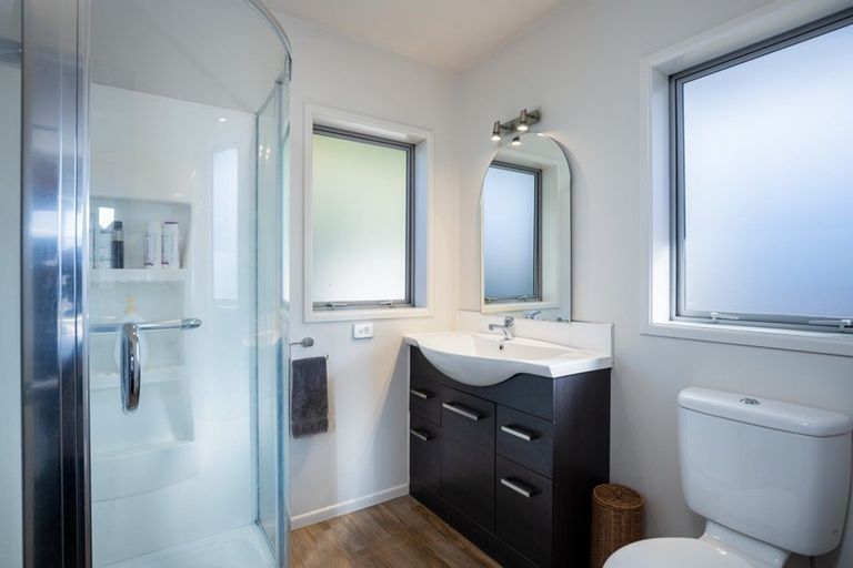 Photo of property in 2/37 Wallace Place, Westown, New Plymouth, 4310