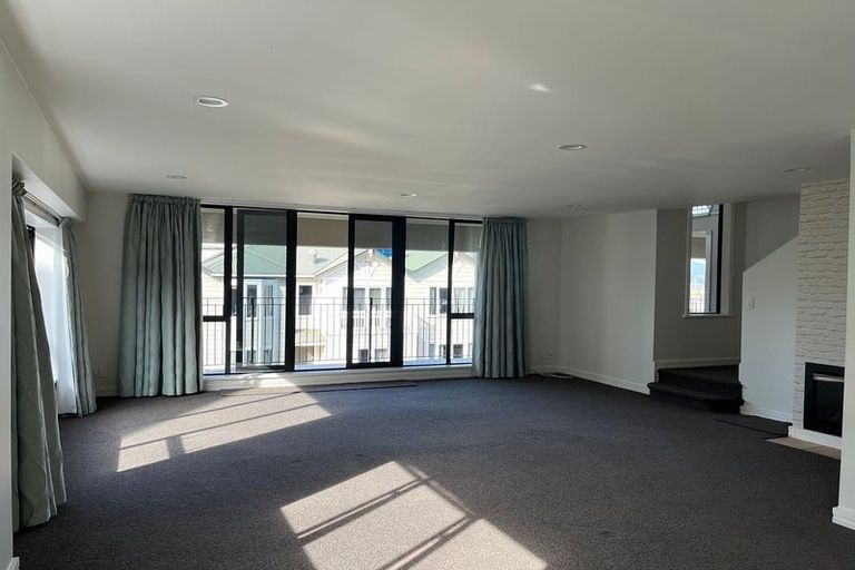 Photo of property in 11/28 Hobson Street, Thorndon, Wellington, 6011