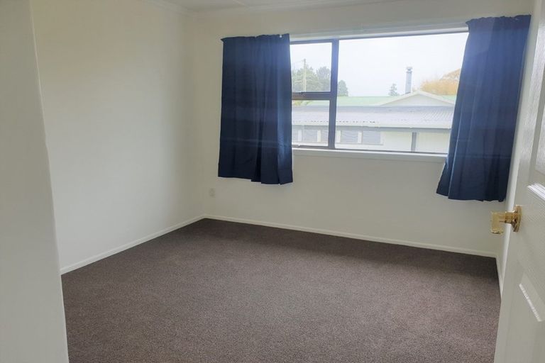 Photo of property in 509 Mangorei Road, Highlands Park, New Plymouth, 4312