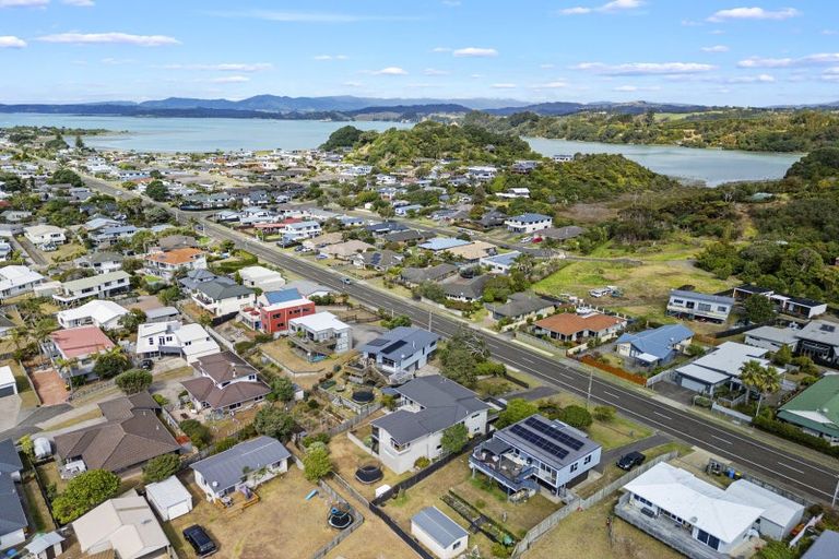 Photo of property in 49 Harbour Road, Ohope, 3121
