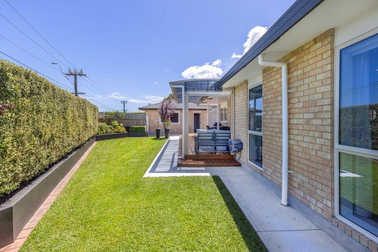 Photo of property in 1 Harry Shaw Way, Raumati South, Paraparaumu, 5032