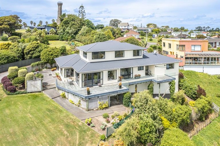 Photo of property in 26 Tower Crescent, Durie Hill, Whanganui, 4500