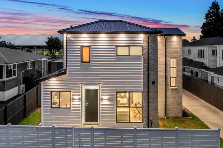 Photo of property in 56 Mckean Avenue, Manurewa, Auckland, 2102