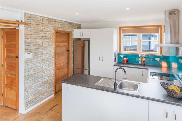 Photo of property in 31 Tweed Street, Roslyn, Palmerston North, 4414