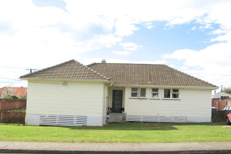 Photo of property in 22 Freyberg Terrace, Waipukurau, 4200