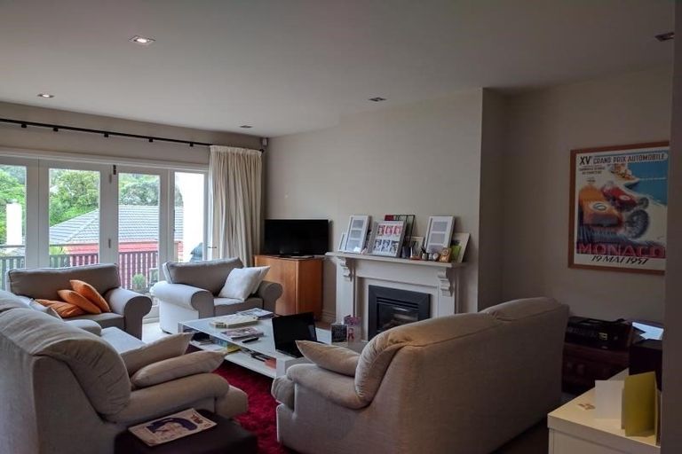 Photo of property in 40e Agra Crescent, Khandallah, Wellington, 6035