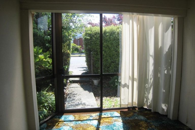 Photo of property in 22 Hill View Crescent, Highfield, Timaru, 7910