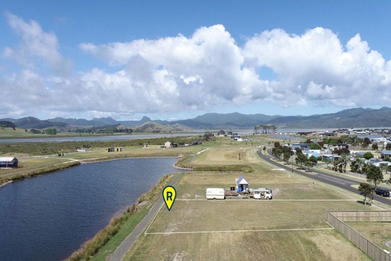 Photo of property in 326 Harbour Drive East, Matarangi, Whitianga, 3592