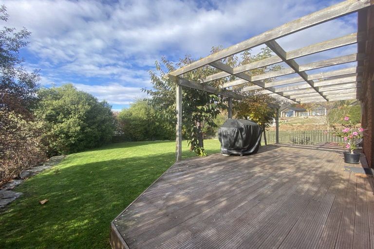 Photo of property in 77 Bills Way, Wanaka, 9305