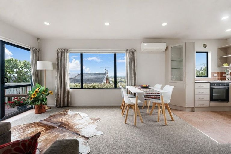 Photo of property in 2a Sycamore Drive, Sunnynook, Auckland, 0620