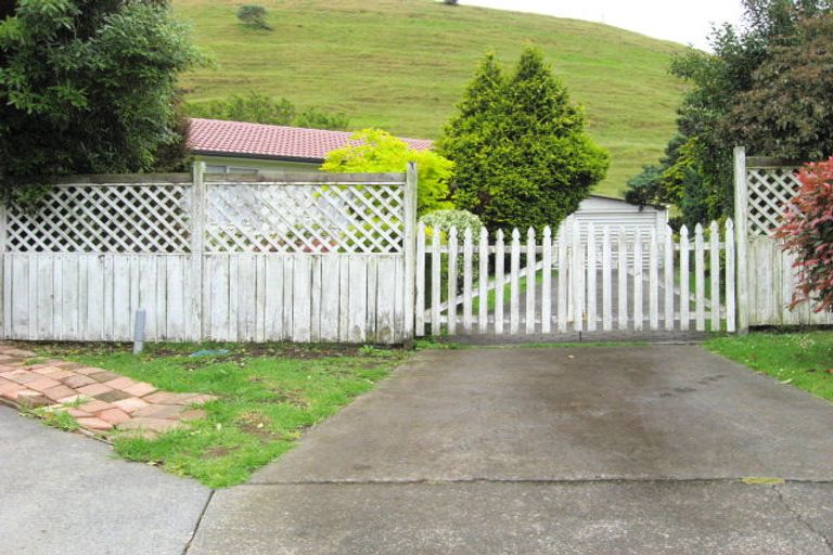 Photo of property in 45 Ridgemount Rise, Mangere Bridge, Auckland, 2022