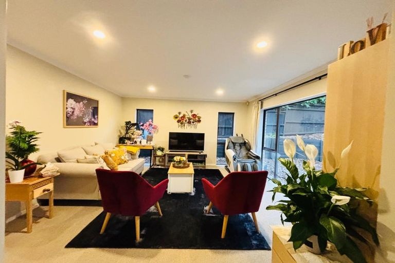 Photo of property in 191c Hill Road, Manurewa, Auckland, 2105