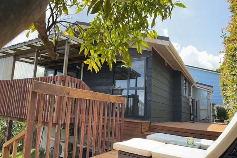 Photo of property in 212 Rangatira Road, Beach Haven, Auckland, 0626