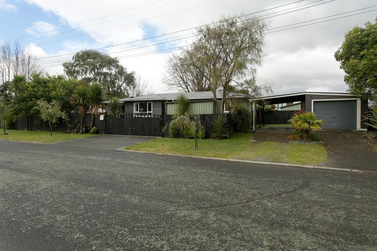 Photo of property in 23 Te Hatepe Avenue, Taupo, 3330