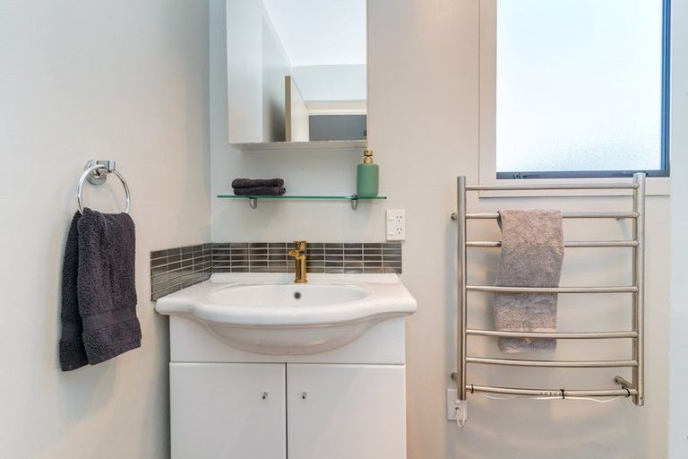 Photo of property in 76 Ohau Drive, Lake Ohau, Twizel, 9412