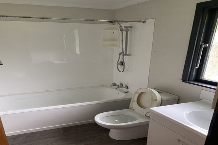 Photo of property in 27 Fea Street, Dalmore, Dunedin, 9010