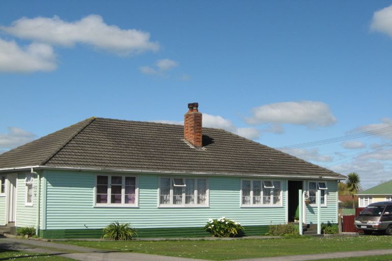 Photo of property in 15/17 Lyon Street, Marton, 4710