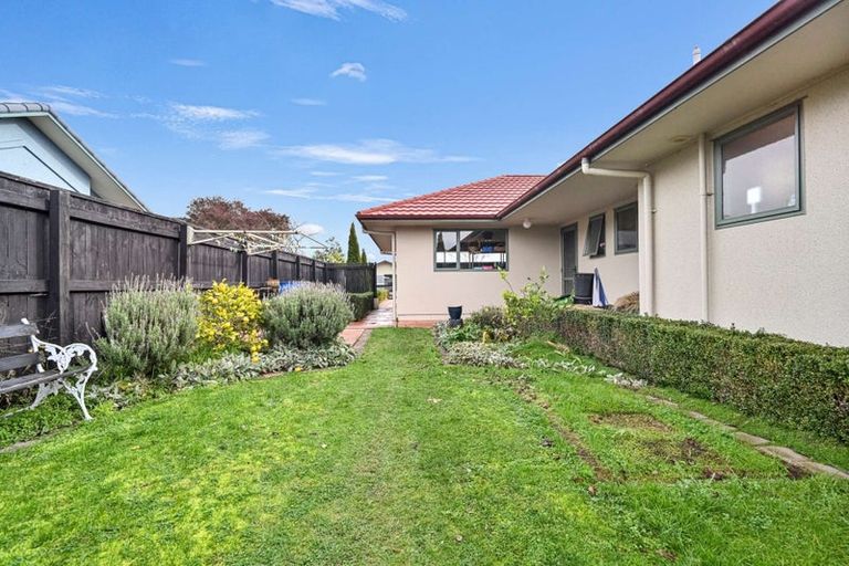 Photo of property in 7 Belgrove Drive, Waipukurau, 4200