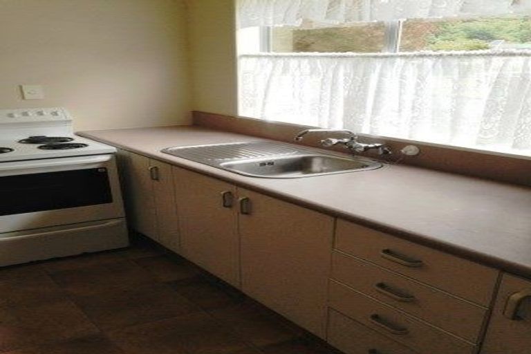 Photo of property in 1/23 Gemstone Drive, Birchville, Upper Hutt, 5018